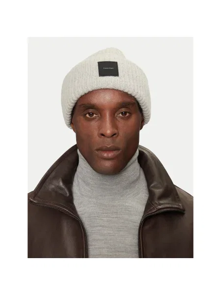 Вълнена шапка Calvin Klein от плътен трикотаж от вълна сиво