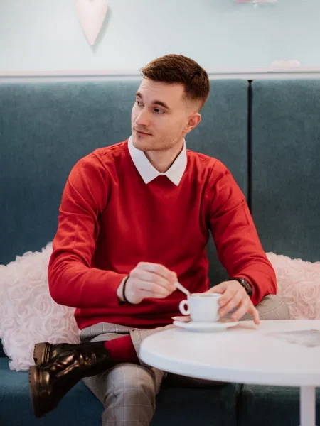 Pulover Edoti rdeča