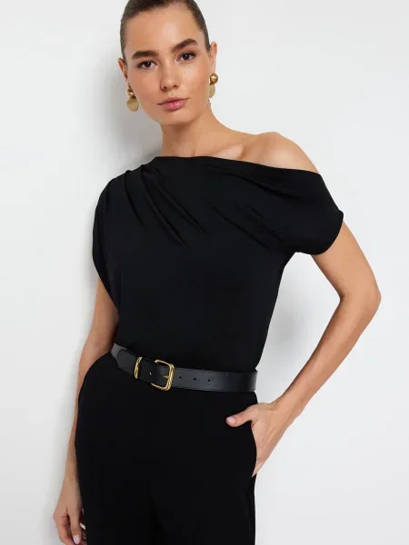 Trendyol Bluză negru