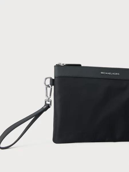 Michael Kors Toaletná taška čierna
