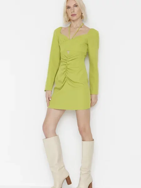 Рокля Trendyol зелено