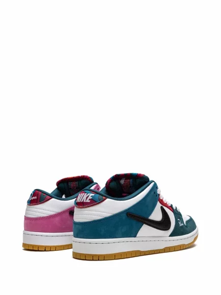Tenisky Nike Dunk bílé