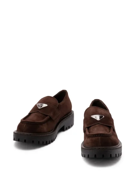 Pantofi loafer Prada din piele de căprioară maro