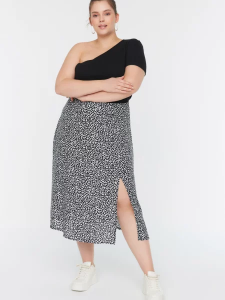 Spódnica midi Trendyol czarna