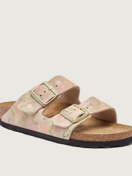 Șlapi Birkenstock din piele bej