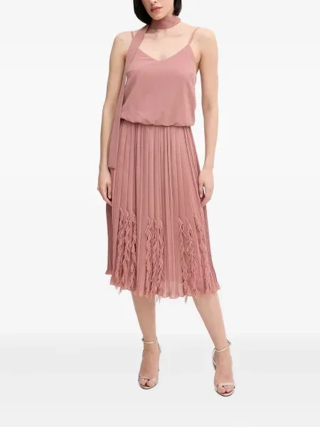 Sukienka midi Sandro Ferrone z frędzli plisowana do kolan różowa