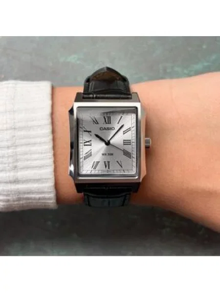 Hodinky Casio černé