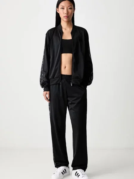 Adidas compleu de trening pentru femei Essentials negru