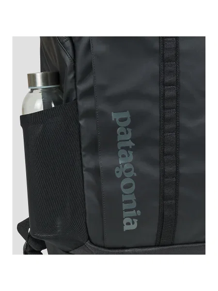 Patagonia Black Hole Pack városi hátizsák 25 l fekete/fekete. Méret: 25 l fekete