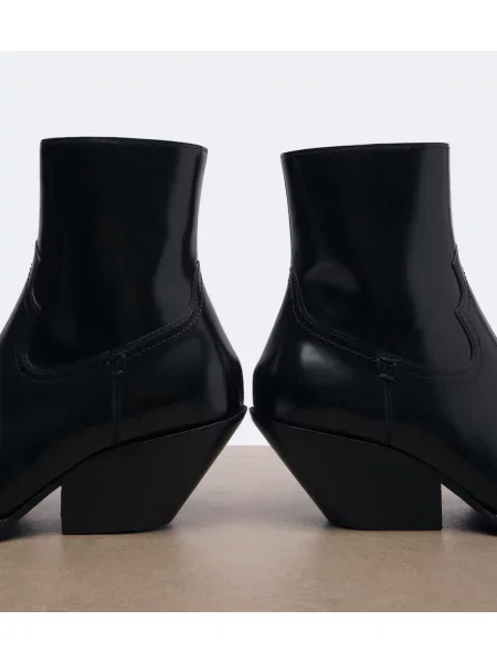 Členkové čižmy Saint Laurent čierna