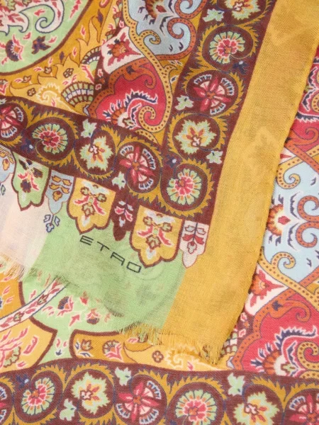 Fular Etro cu model floral cu imagine galben