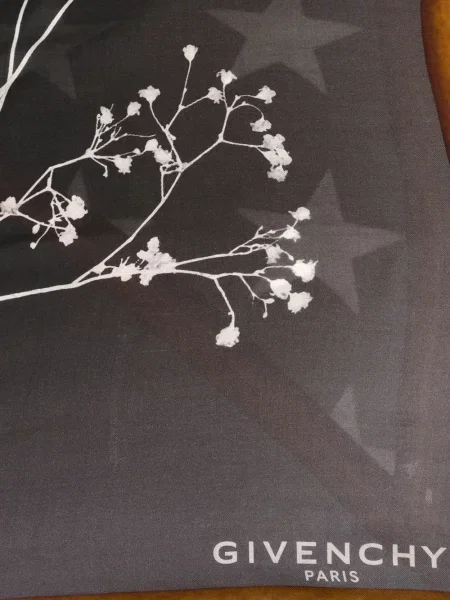 Szal dziecięca Givenchy