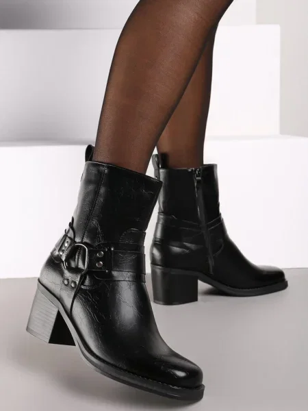 Botine negre