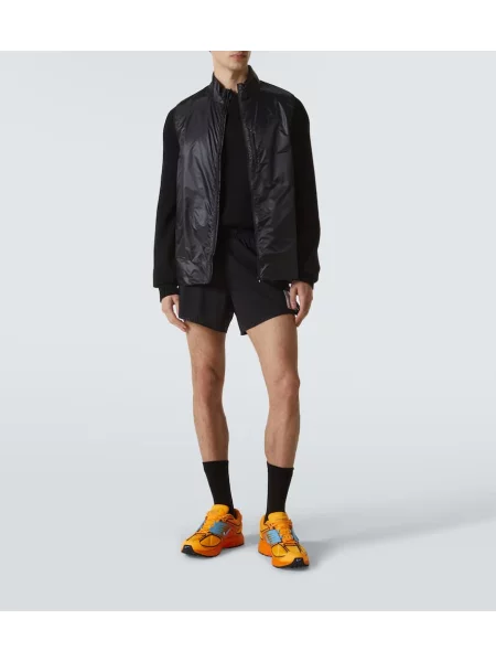 Pantaloni scurți de sport Satisfy negru