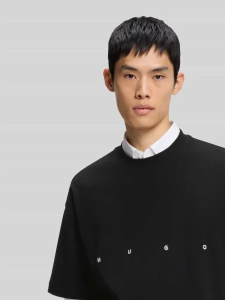 T-shirt oversized z nadrukiem na tyle model DARISO' Hugo czarna
