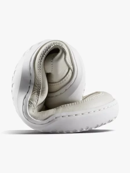 Кожаные кроссовки Vivobarefoot