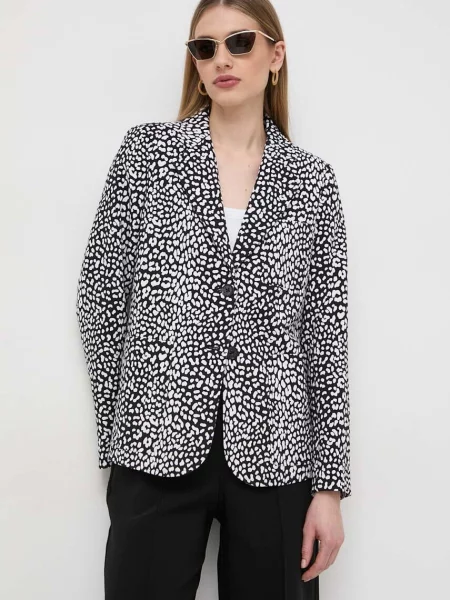 MICHAEL Michael Kors sacou un singur rand de modelator negru