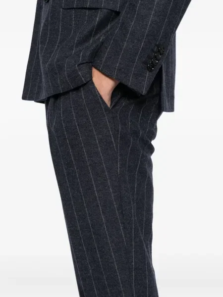 Costum Lardini cu dungi de costum albastru