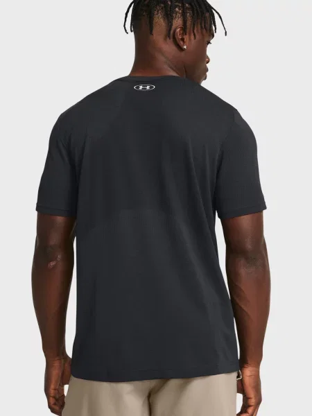 Безшовна спортивна футболка Under Armour чорна