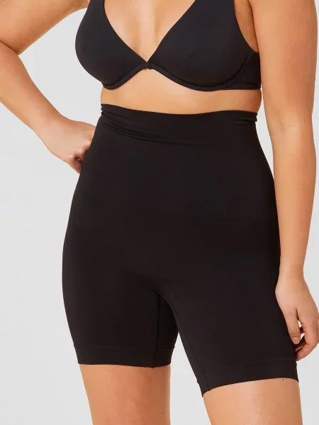 Шорти Etam чорні