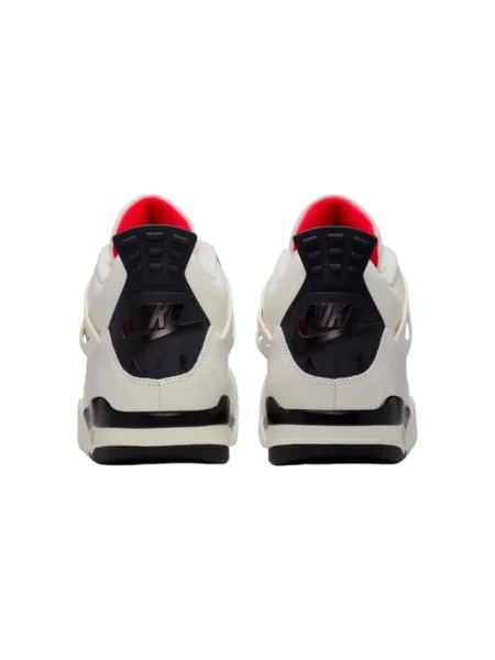 Pantofi Nike retro alb