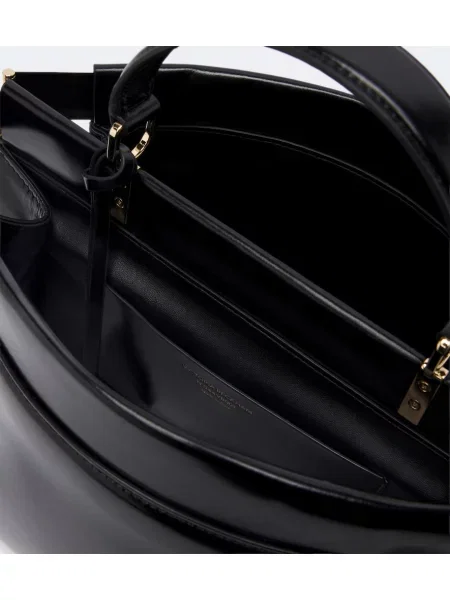 Top Victoria Beckham din piele negru