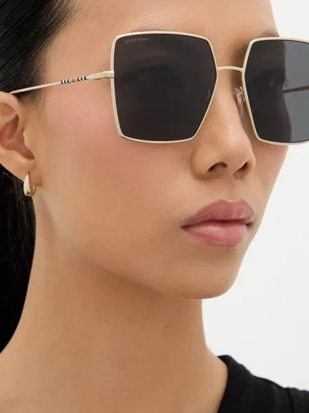 Burberry napszemüveg DAPHNE sárga