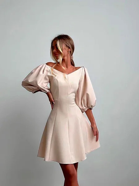 Платье мини Uaclothes бежевое