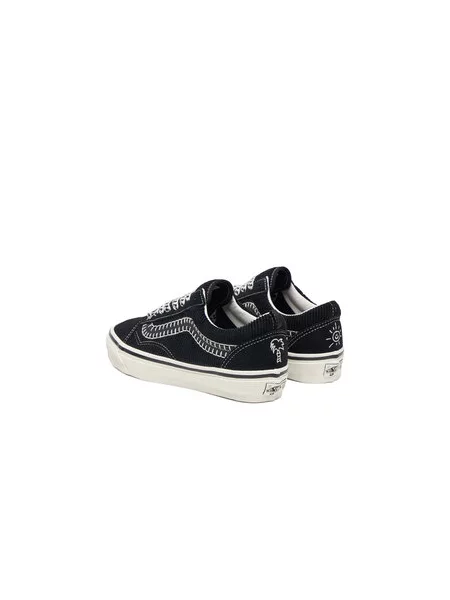 VANS Nizke superge Old Skool Charms' črna