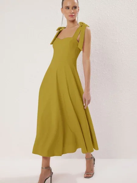 Trendyol Rochie oliv