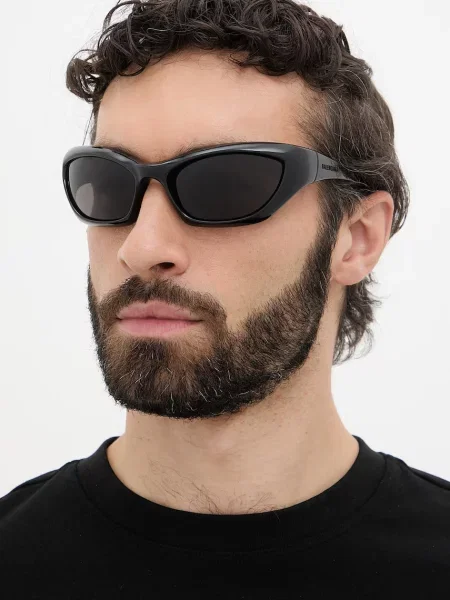 Balenciaga napszemüveg fekete