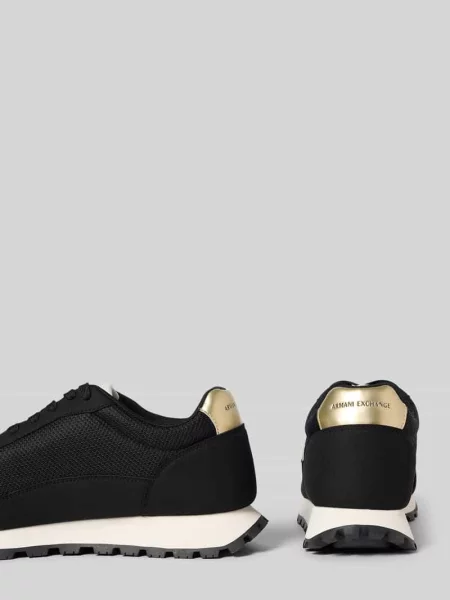Sneakersy z detal z logo model DROP' Armani Exchange czarne