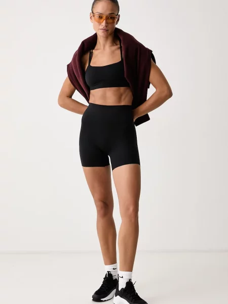 Nike podprsenka na jogu Zenvy Strappy čierna
