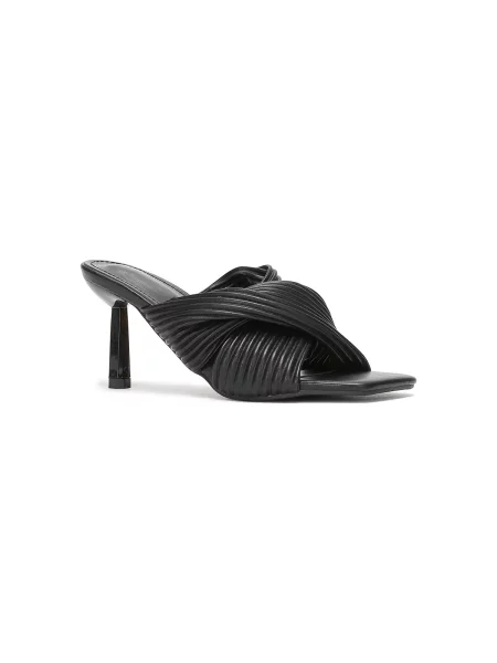 Natikače La Modeuse crna