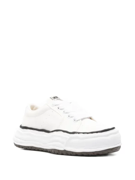 Fűzős csipkés sneaker Maison Mihara Yasuhiro fehér