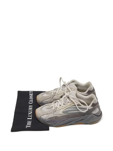 Sneakerși Adidas Yeezy