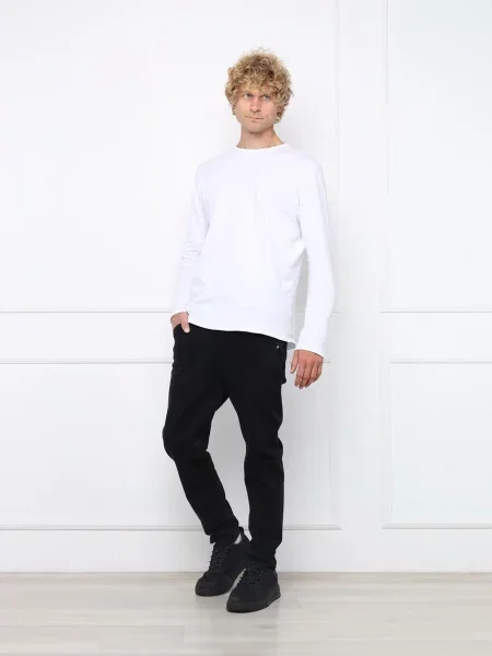 Прямі джинси YUKI чорний