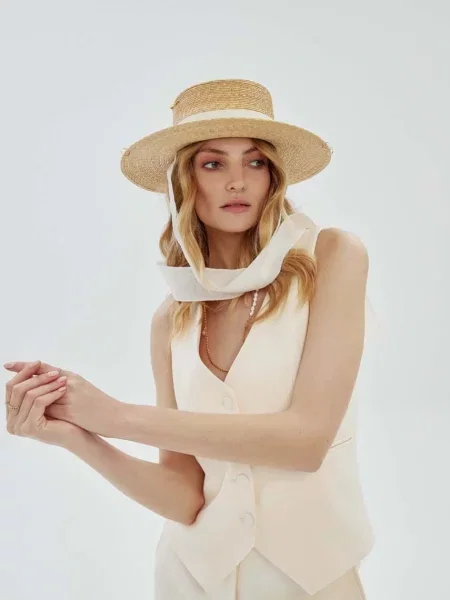 Căciulă Le Sh Ka Headwear alb