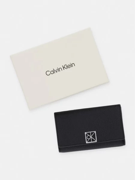 Pattanás bőr pénztárca Calvin Klein fekete