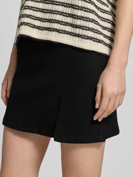 Dopasowana spódnica jeansowa z mieszanki bawełny model NELLY' Vero Moda czarna