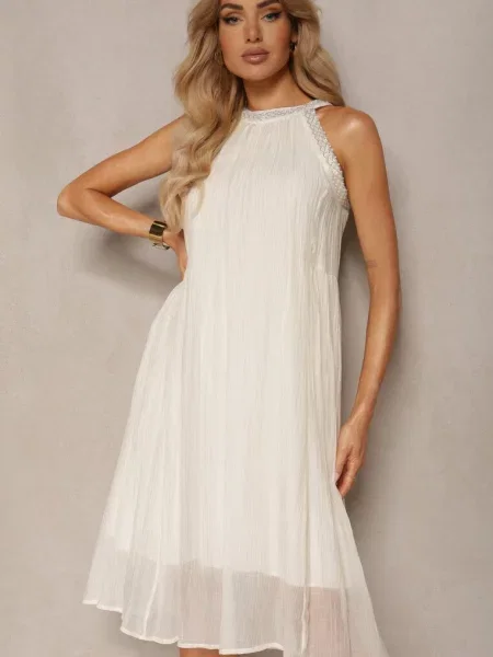 Jasnobeżowa Koktajlowa Sukienka bez Rękawów z Ozdobnymi Perełkami i Falbankami Hilalia beżowa