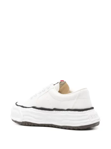 Fűzős csipkés sneaker Maison Mihara Yasuhiro fehér