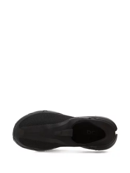 Sneakerși On negru