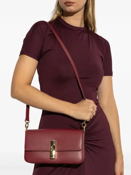 Geanta de piele Furla din piele roșu