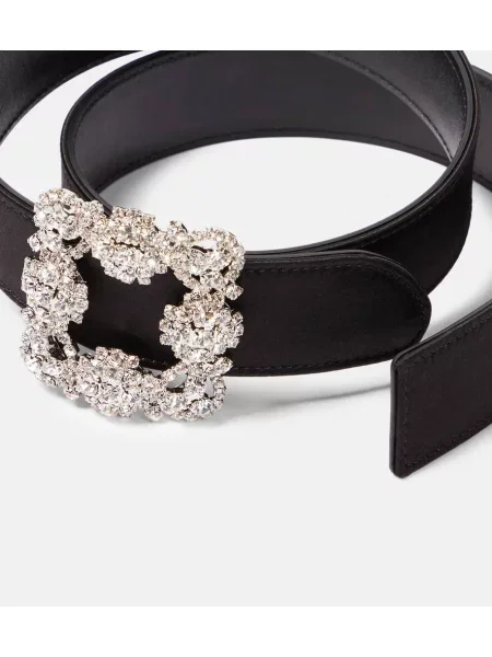 Cu centură curea Manolo Blahnik din satin negru