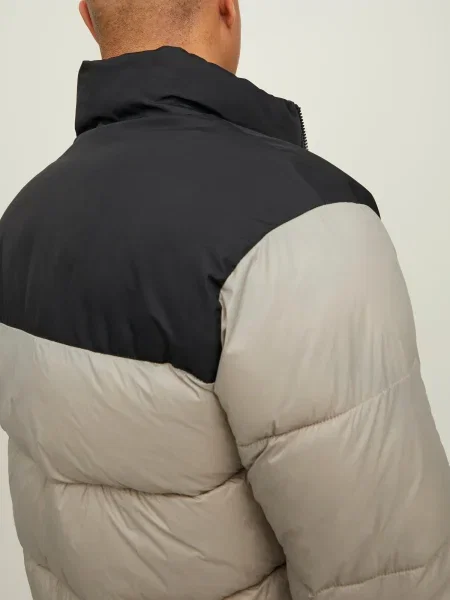 JACK & JONES Geacă de iarnă Chili ecru / albastru noapte