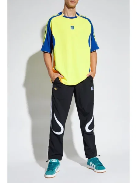 Recyklovaný tričko Adidas černé