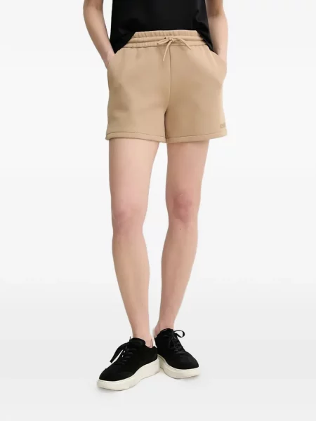 Pantaloni scurți Mackage