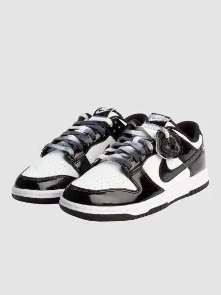 Кожаные кроссовки Nike Dunk белые