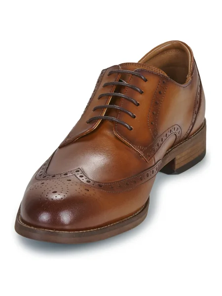 Pantofi Clarks maro